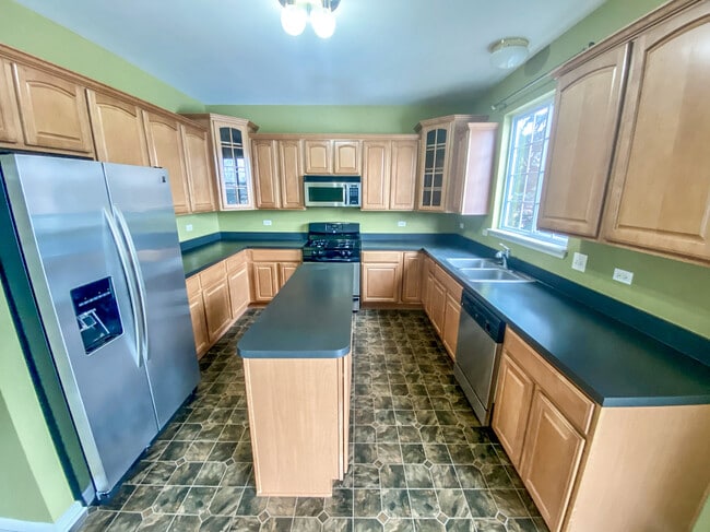 Building Photo - 2249 Hudson Cir