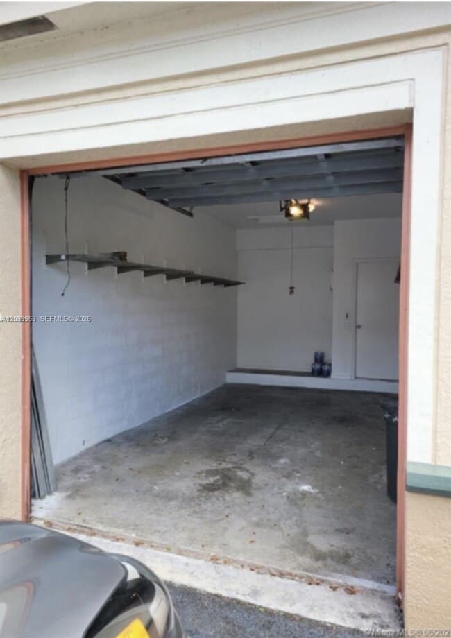 Building Photo - 2412 Centergate Dr