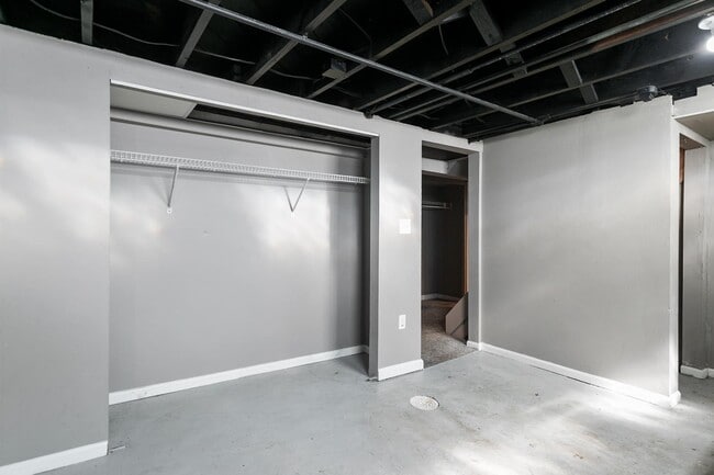 Building Photo - 5124 N 41st St