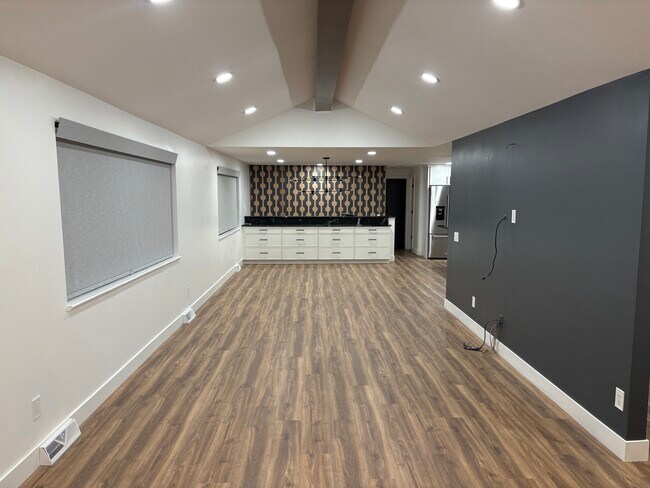 Building Photo - Depew