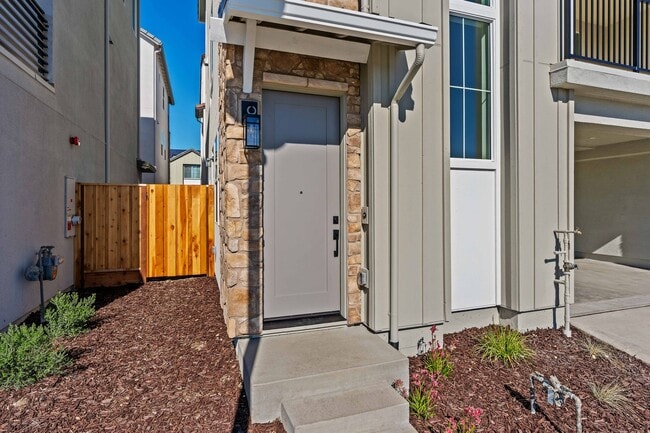 Building Photo - Newly Constructed 3-Bedroom, 2.5-Bath Home...