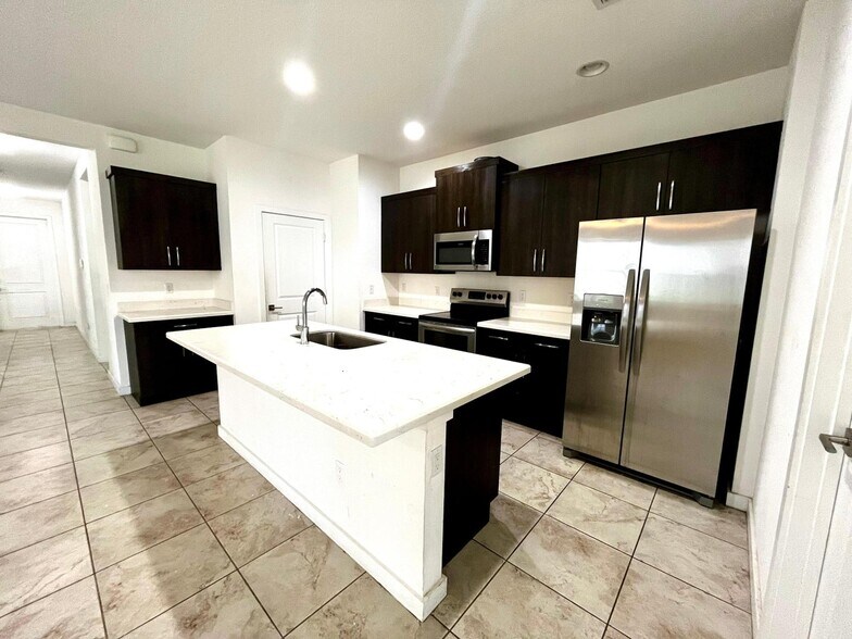 Building Photo - 6089 Wildfire Way