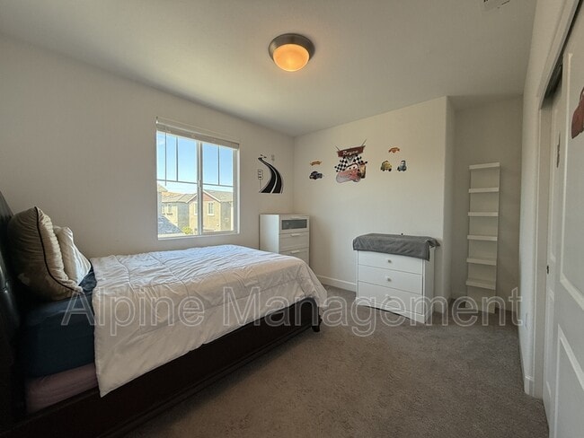 Building Photo - 2062 Cottonwood St