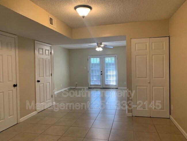 Building Photo - 6527 Old Shell Rd