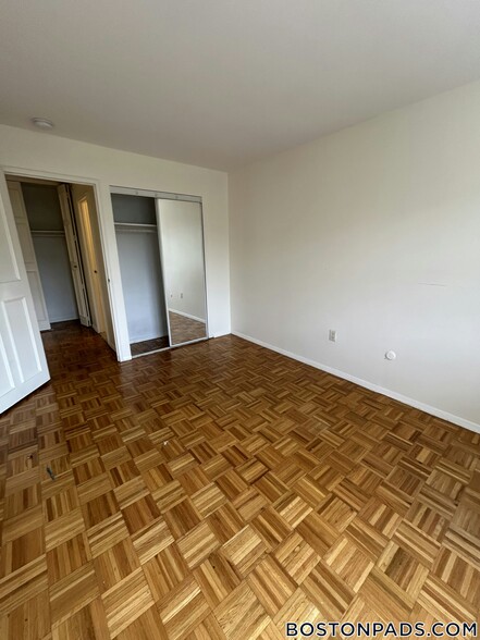 Building Photo - 185 Freeman St