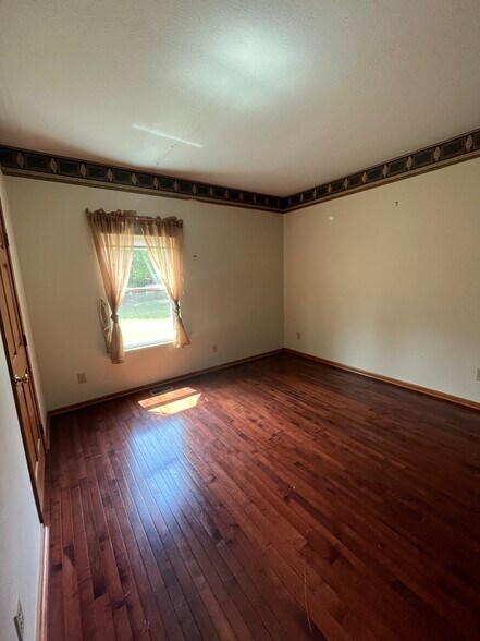 Building Photo - 7960 Compton Ct
