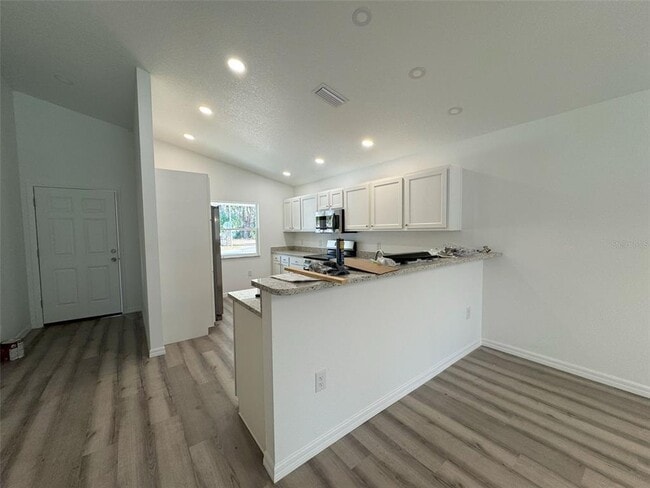 Building Photo - 8850 E Ogden Ln