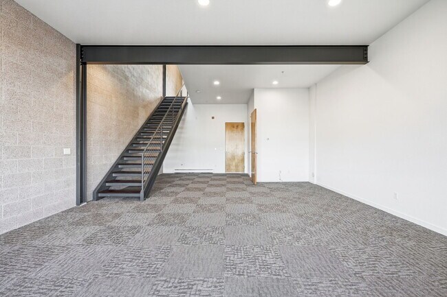 Building Photo - 11582 Colony Row