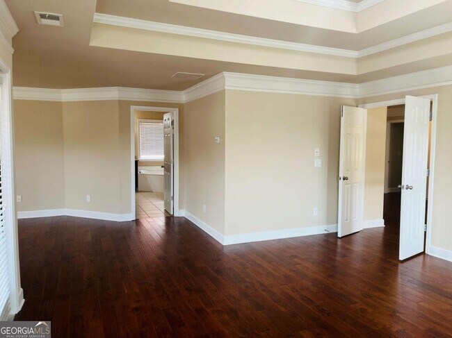 Building Photo - 10012 Parc Sky Cir
