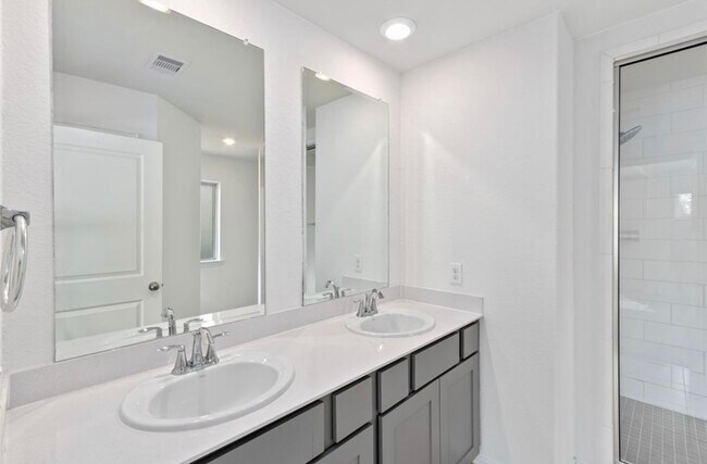 Building Photo - 130 Moon Dance Ct