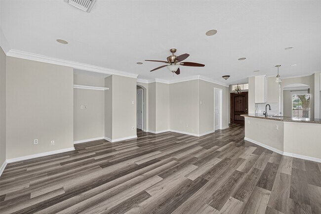 Building Photo - 7242 Autumn Bluff Ln