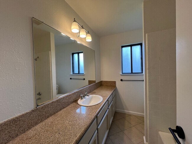 Building Photo - Classic Granite Bay Ranch Style 3/2/3 w Pasture