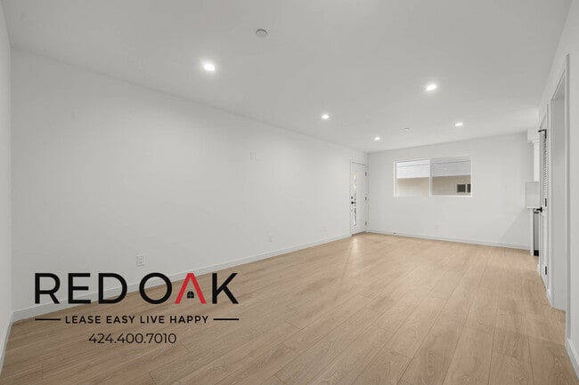 Building Photo - 415 N La Fayette Park Pl