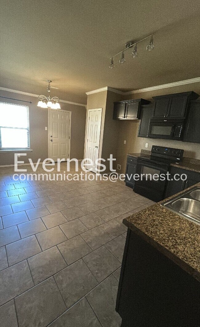 Building Photo - 12009 Big Ridge Cir