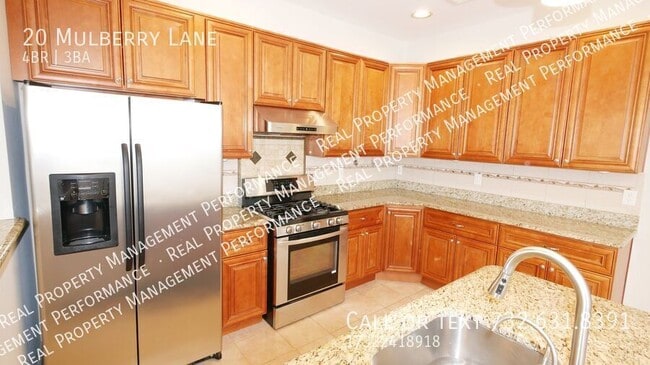 Building Photo - 20 Mulberry Ln