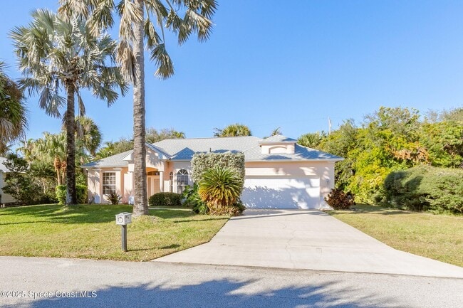 Building Photo - 216 3rd Ave