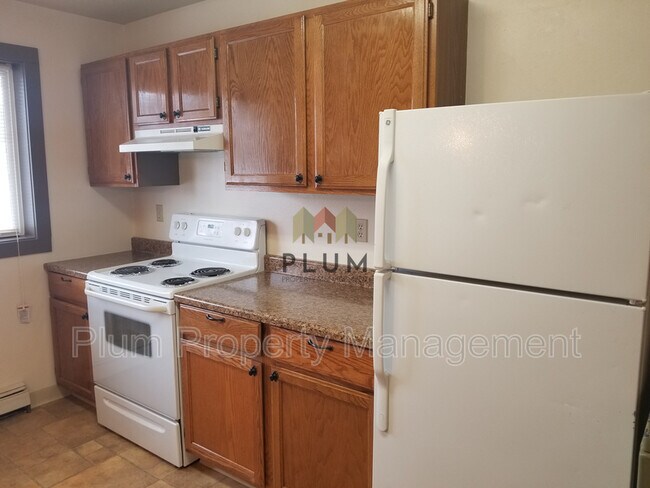 Building Photo - 720 Turner St