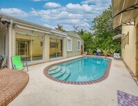 Building Photo - 216 S Ocean Blvd