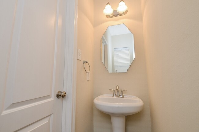 Building Photo - 3747 W Ashford Villa Ln