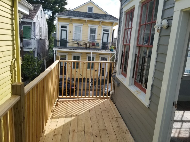 Building Photo - 1301 Ursulines Ave