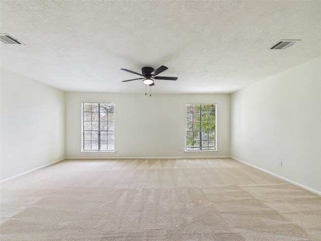 Building Photo - 814 Lochnell Dr