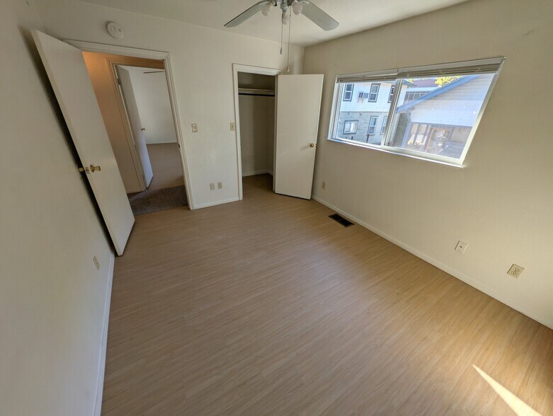 Building Photo - 208 W Sacramento Ave