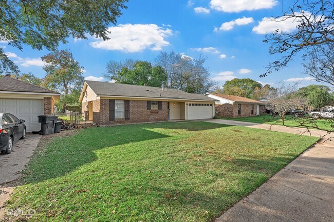 Building Photo - 4810 General Scott Pl