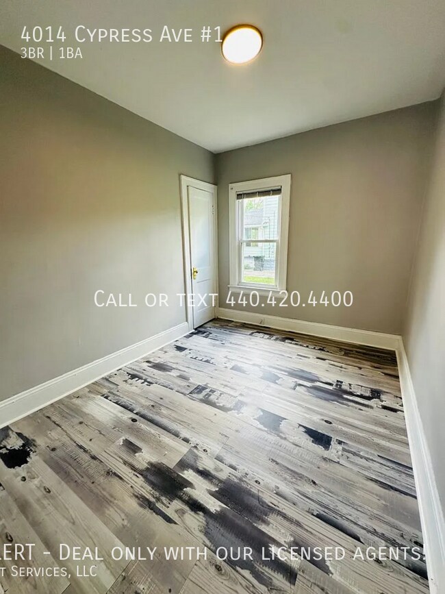 Building Photo - 4014 Cypress Ave