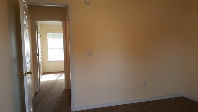 Building Photo - 3-Bed 2-Bath Brick Home located in the Heart of Foley