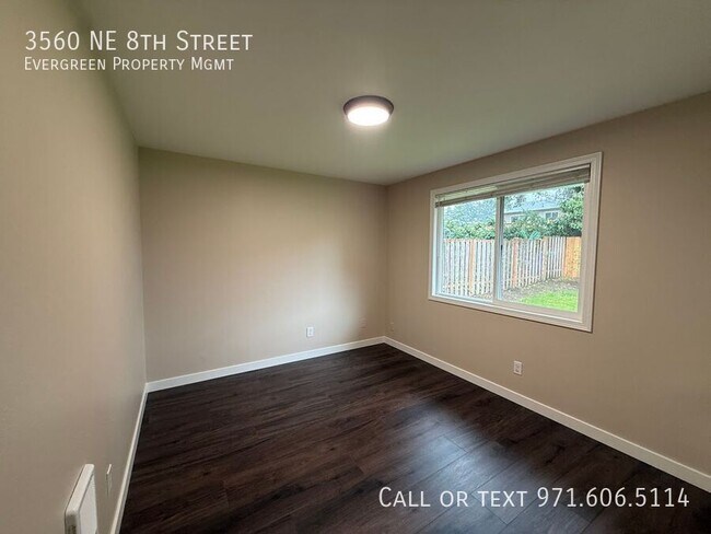 Building Photo - 3560 NE 8th St