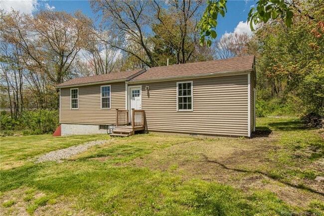 Building Photo - 502 Stearns St