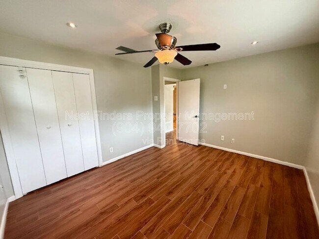 Building Photo - 4023 Grissom Dr