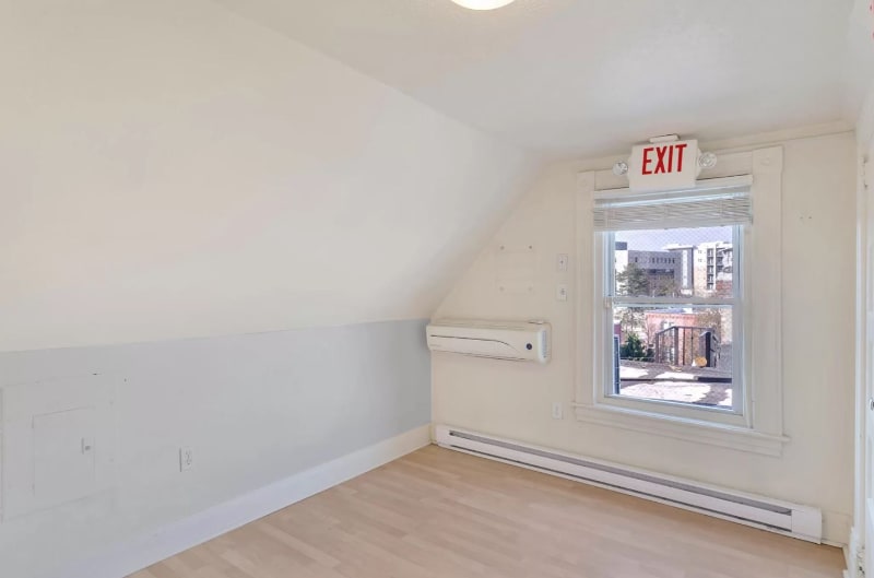 Building Photo - 5815 Ellsworth Ave