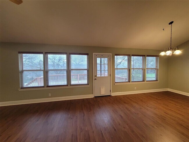 Building Photo - 125 Ridgecrest Rd