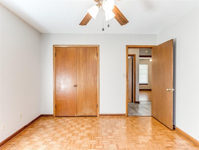 Building Photo - 1804 Melrose Dr