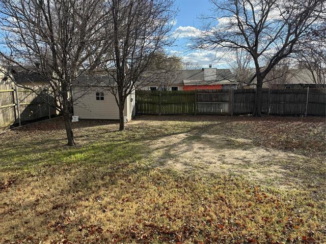 Building Photo - 6628 Fair Oaks Dr