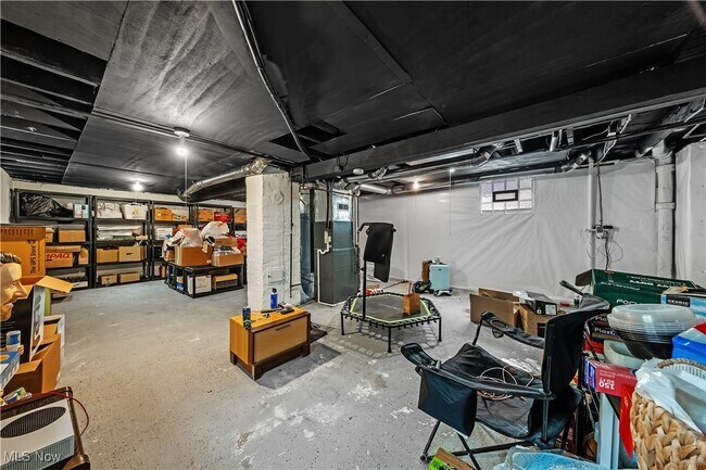 Building Photo - 1276 W 67th St