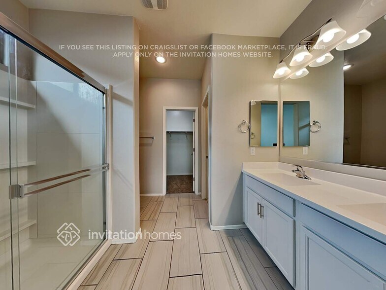 Building Photo - 19683 W Campbell Ave