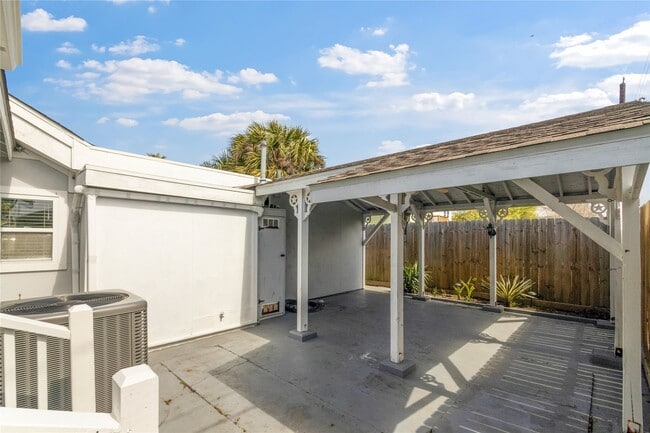 Building Photo - 5515 Avenue R