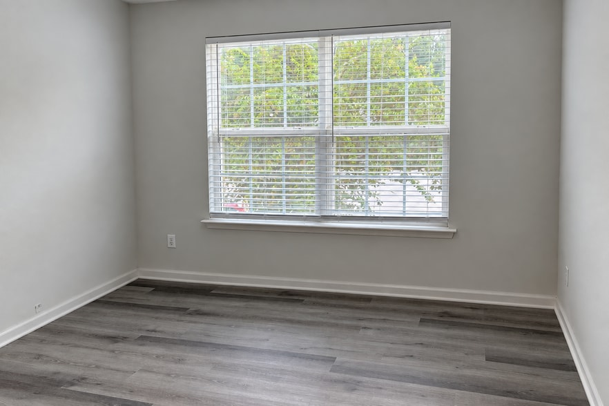 Building Photo - 1445 Maple Valley Ct
