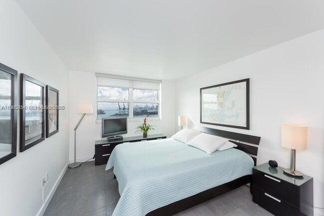 Building Photo - 90 Alton Rd