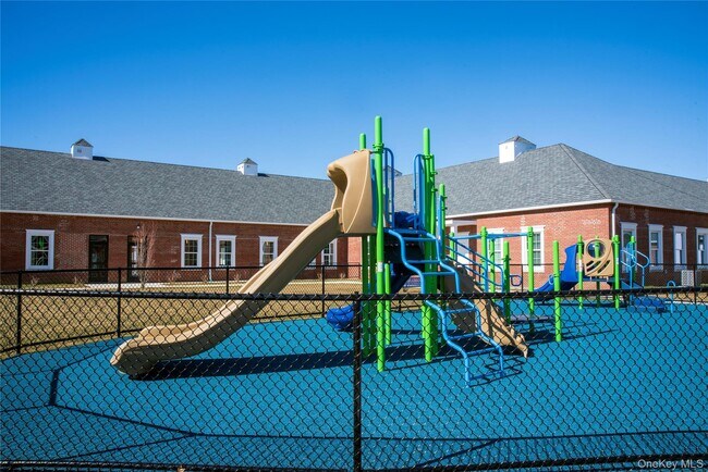 Building Photo - 75 Circle Dr