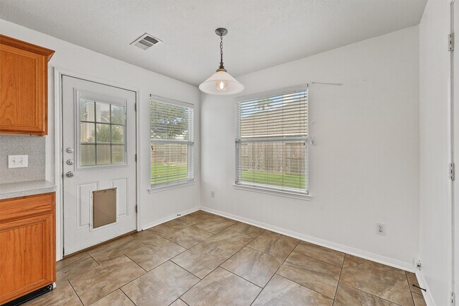 Building Photo - 17142 Kiowa River Ln