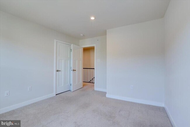 Building Photo - 1050 Moscariello Ln