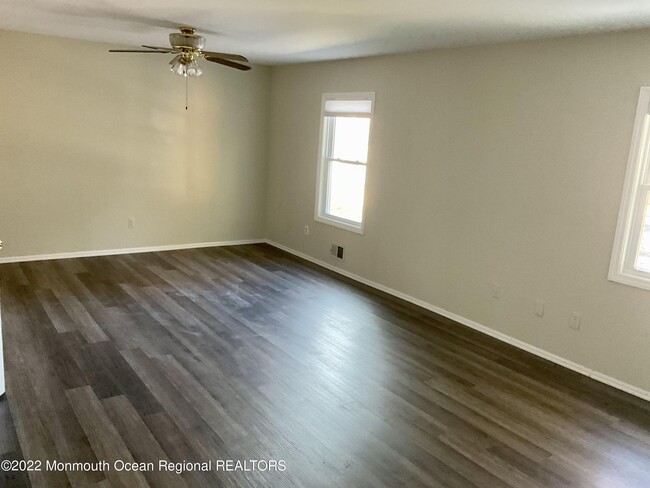 Building Photo - 15 Bahia Ct