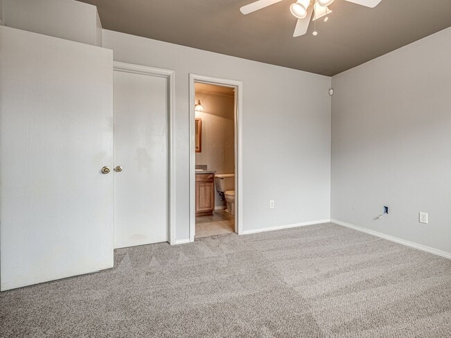 Building Photo - Charming Home in Edmond + Edmond Schools