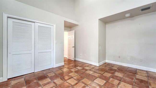 Building Photo - 4935 Riverwood Ave