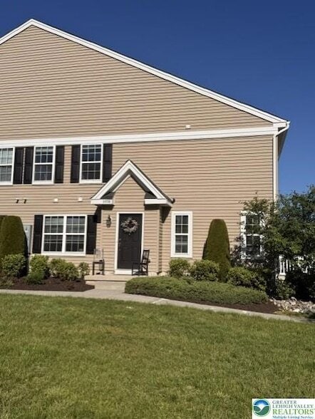 Building Photo - 5998 Valley Forge Dr