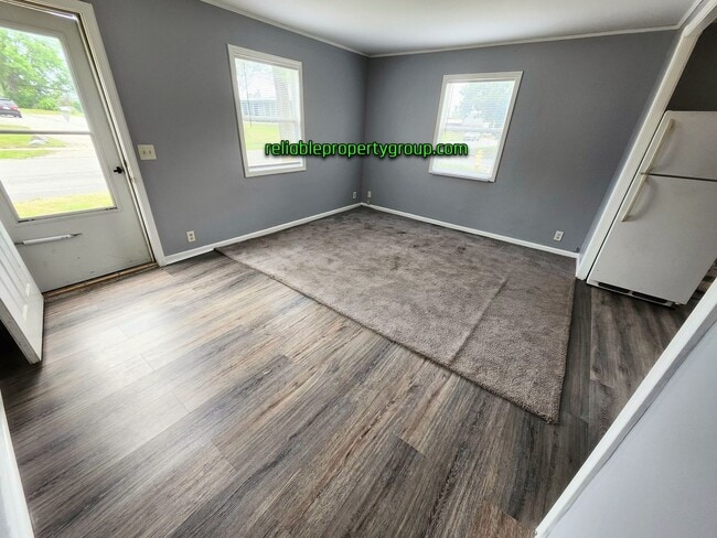Building Photo - New Price - Fort Wayne