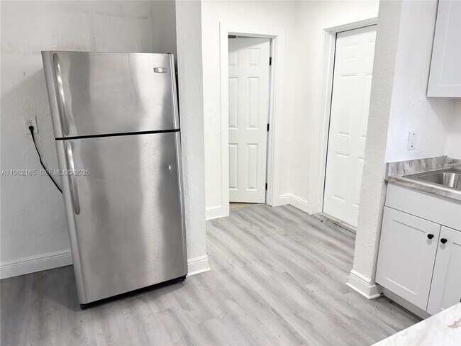 Building Photo - 5720 NW 23rd Ave